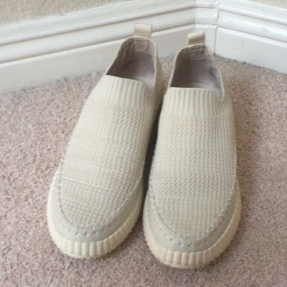 STEVE MADDEN Samarah-Beige-Slip on knit shoe - 8.5 - Picture 3 of 8